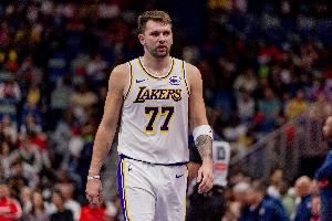  卢卡在八村接受采访时喊他名字！后者：这小子有意思 你喊我干啥